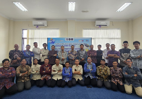 Kegiatan bertema "Menguatkan Kompetensi Dasar Guru Bahasa Arab Muhammadiyah" berlangsung di Gedung Asrama Unggulan UMP. Acara ini melibatkan 53 guru bahasa Arab tingkat SMP dan SMA se-Muhammadiyah Banyumas atas inisiasi Majelis Pendidikan Dasar dan Menengah (Dikdasmen) Pimpinan Daerah Muhammadiyah (PDM) Banyumas.