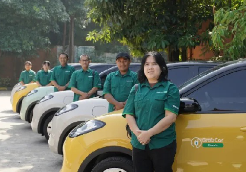 Wuling Pabrikan asal China tersebut memperkuat kemitraan bersama Grab Indonesia lewat unit bisnis GrabRentals Foto: otodream.com