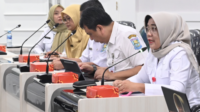 Sekretaris Daerah Kabupaten Purbalingga Herni Sulasti Bersama Asisten Administrasi Umum Sekda Siswanti serta Kepala BKPSDM Kabupaten Purbalingga Dwi Mulyatno saat menjalani tahap ekspose penerapan Manajemen Talenta di Gedung BKN, Jakarta, Rabu 15 Juli 2026.