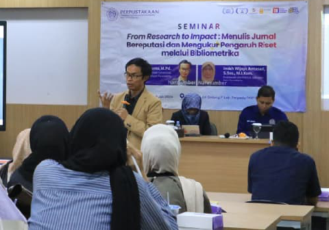 Perpustakaan UMP Pacu Kualitas Riset Melalui Seminar Publikasi Internasional