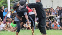 Ritual Adat Ujungan merupakan sebuah tradisi turun-temurun yang masih melekat kuat pada masyarakat Banjarnegara.
