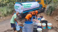 BAZNAS Purbalingga Salurkan Air Bersih Atasi Kekeringan Dampak El Niño