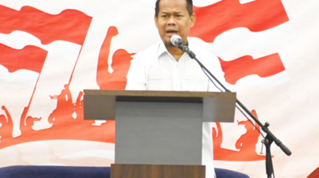 Anggota Komisi XIII DPR RI H Rofik Hananto saat memberikan materi dalam Penguatan Relawan Gerakan Kebajikan Pancasila 2026 yang bekerjasama dengan Badan Pembinaan Ideologi Pancasila (BPIP) , di Erhanesia Convention Centre, Purbalingga, pada Minggu 16 Agustus 2026