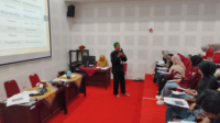 Kepala Bidang Kebudayaan Dindikbud Purbalingga Wasis Andri Wibowo menekankan pentingnya pengangkatan potensi budaya daerah. Kepala Bidang Kebudayaan Dindikbud Purbalingga Wasis Andri Wibowo menekankan pentingnya pengangkatan potensi budaya daerah.