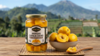 Carica buah khas beraroma harum dan berserat halus. Buah pepaya gunung ini menyajikan cita rasa manis nan segar serta kaya kandungan vitamin untuk kesehatan tubuh. Carica buah khas beraroma harum dan berserat halus. Buah pepaya gunung ini menyajikan cita rasa manis nan segar serta kaya kandungan vitamin untuk kesehatan tubuh.