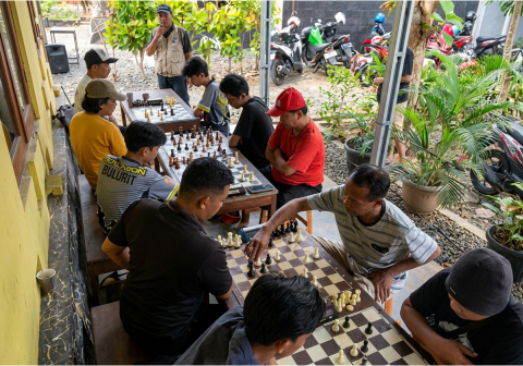 Turnamen Catur Joglo Janggleng Open Cup 2026 sukses menghadirkan persaingan ketat puluhan pecatur berbakat di Kabupaten Purbalingga.