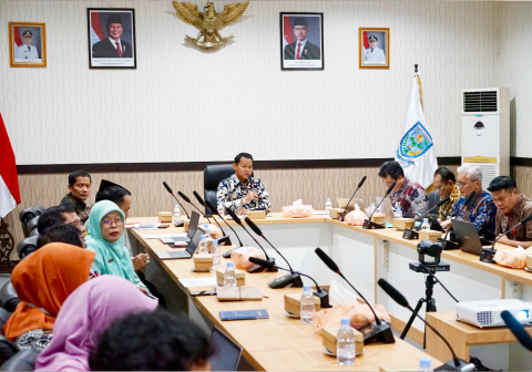 Bupati Purbalingga Fahmi Muhammad Hanif saat mengikuti Evaluasi Sistem Akuntabilitas Kinerja Instansi Pemerintah (SAKIP) Tahun 2026 oleh Kementerian PAN-RB secara daring, Kamis 6 Agustus 2026.