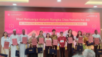 Dua Mahasiswa Sudan UMP Juara Pantun UGM dalam ajang FIBBI 2026 usai mengolah pantun seni budaya Nusantara. Dua Mahasiswa Sudan UMP Juara Pantun UGM dalam ajang FIBBI 2026 usai mengolah pantun seni budaya Nusantara.