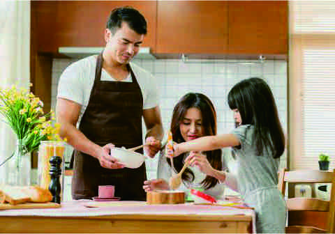 Memasak Akhir Pekan Bersama Keluarga Dijamin Nagih Memasak Akhir Pekan Bersama Keluarga Dijamin Nagih
