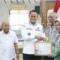 Bupati Purbalingga Fahmi Muhammad Hanif menyerahkan langsung dana bersih tersebut selaku Ketua Panitia Bulan Dana PMI Tahun 2025 kepada Pengurus PMI Kabupaten Purbalingga H. Mochammad Ichwan dalam acara di Operation Room Graha Adiguna Purbalingga, Jumat 28 Agustus 2026. Bupati Purbalingga Fahmi Muhammad Hanif menyerahkan langsung dana bersih tersebut selaku Ketua Panitia Bulan Dana PMI Tahun 2025 kepada Pengurus PMI Kabupaten Purbalingga H. Mochammad Ichwan dalam acara di Operation Room Graha Adiguna Purbalingga, Jumat 28 Agustus 2026.