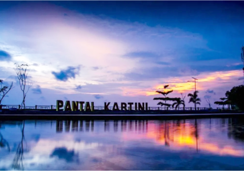 Pantai Kartini Pantai Kartini