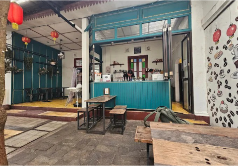 Roti Mruyung Banyumas, Roti Mruyung Guest House, Cafe Kota Lama Banyumas, wisata kuliner Banyumas, Kota Lama Banyumas.