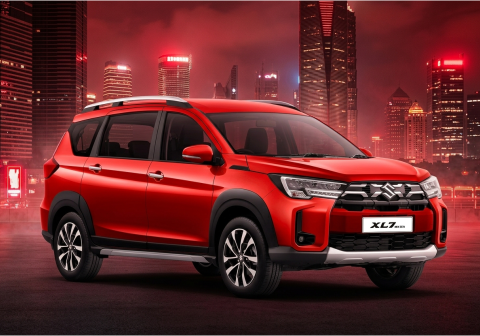 Suzuki XL7 terbaru resmi meluncur dengan membawa pembaruan interior dan eksterior yang lebih canggih, elegan, serta nyaman untuk keluarga. Suzuki XL7 terbaru resmi meluncur dengan membawa pembaruan interior dan eksterior yang lebih canggih, elegan, serta nyaman untuk keluarga.