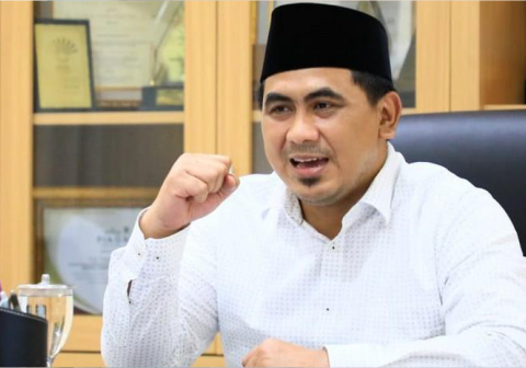 Wakil Gubernur Jawa Tengah Taj Yasin menegaskan bahwa pengalihan status tersebut memberi keuntungan besar bagi efisiensi anggaran daerah. Wakil Gubernur Jawa Tengah Taj Yasin menegaskan bahwa pengalihan status tersebut memberi keuntungan besar bagi efisiensi anggaran daerah.