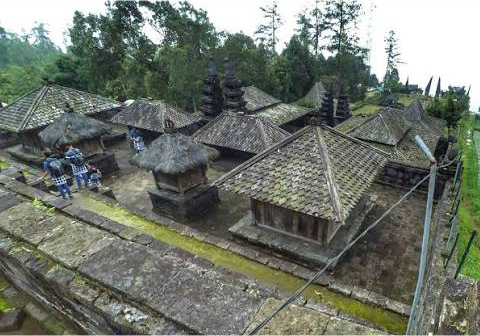 Wisata Alam Candi Cetho