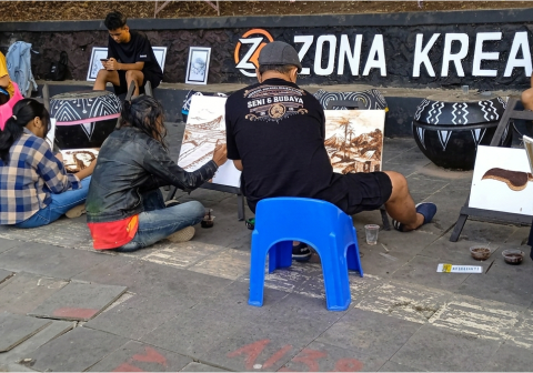 Komunitas Wongso Art menggelar Pasar Lukis Wongso Art Purbalingga 2026 gratis di GOR Goentoer Darjono Komunitas Wongso Art menggelar Pasar Lukis Wongso Art Purbalingga 2026 gratis di GOR Goentoer Darjono