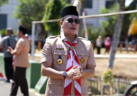 Kak HR Bambang Irawan yang juga Ketua DPRD Kabupaten Purbalingga ini berpesan, agar ETK ini menjadi momentum memperkuat kebersamaan, gotong royong, Kak HR Bambang Irawan yang juga Ketua DPRD Kabupaten Purbalingga ini berpesan, agar ETK ini menjadi momentum memperkuat kebersamaan, gotong royong,