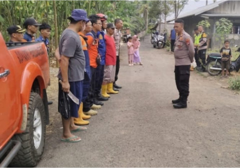 Tim gabungan melaksanakan pengecekan titik api Karhutla Gunung Plana Purbalingga guna memastikan kawasan hutan aman dari ancaman kebakaran. Tim gabungan melaksanakan pengecekan titik api Karhutla Gunung Plana Purbalingga guna memastikan kawasan hutan aman dari ancaman kebakaran.