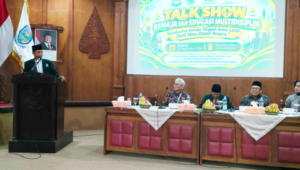 MUI Purbalingga menggelar Talkshow Pencegahan LGSP guna membentengi kesehatan mental dan moralitas generasi muda dari bahaya penyimpangan seksual. MUI Purbalingga menggelar Talkshow Pencegahan LGSP guna membentengi kesehatan mental dan moralitas generasi muda dari bahaya penyimpangan seksual.