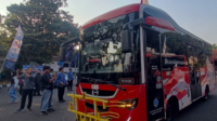 Pemkab Banyumas memastikan layanan bus Trans Banyumas akan beroperasi lagi mulai Jumat untuk melayani mobilitas masyarakat secara maksimal. Pemkab Banyumas memastikan layanan bus Trans Banyumas akan beroperasi lagi mulai Jumat untuk melayani mobilitas masyarakat secara maksimal.
