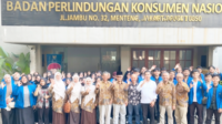 Mahasiswa HES FAI UMP kunjungi BPKN RI untuk memperkuat literasi perlindungan konsumen transaksi digital dan klausula baku.