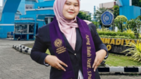 Beasiswa Pusat Studi Dakwah Komunitas (PSDK) Rumah Bertumbuh Indonesia (RBI) Universitas Muhammadiyah Purwokerto (UMP)  menuntun langkah Ajeng Bai'ah Nunif Raih mahasiswi Program Studi Psikologi ini hingga berhasil menyandang gelar sarjana.