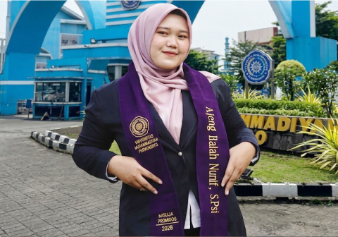 Beasiswa Pusat Studi Dakwah Komunitas (PSDK) Rumah Bertumbuh Indonesia (RBI) Universitas Muhammadiyah Purwokerto (UMP) menuntun langkah Ajeng Bai'ah Nunif Raih mahasiswi Program Studi Psikologi ini hingga berhasil menyandang gelar sarjana. Beasiswa Pusat Studi Dakwah Komunitas (PSDK) Rumah Bertumbuh Indonesia (RBI) Universitas Muhammadiyah Purwokerto (UMP) menuntun langkah Ajeng Bai'ah Nunif Raih mahasiswi Program Studi Psikologi ini hingga berhasil menyandang gelar sarjana.