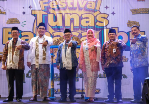 Mendikdasmen mendorong pembiasaan bahasa daerah sehari-hari di sekolah dan masyarakat untuk menguatkan karakter serta melestarikan identitas bangsa.