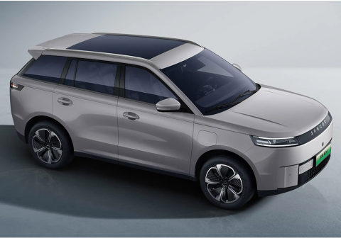 Merek Jaecoo resmi meramaikan pasar SUV listrik nasional dengan meluncurkan seri Jaecoo J5 EV. Kendaraan listrik gagah ini menawarkan dua varian utama bagi konsumen, yakni tipe Standard serta tipe Premium.