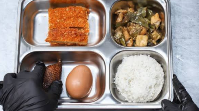 Sebanyak 18 siswa mengalami gejala keracunan usai menyantap menu MBG di Banjarnegara, sementara pihak berwenang menyelidiki penyebabnya. Sebanyak 18 siswa mengalami gejala keracunan usai menyantap menu MBG di Banjarnegara, sementara pihak berwenang menyelidiki penyebabnya.