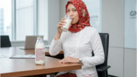 Susu kambing etawa menjadi solusi nutrisi ramah pencernaan yang aman serta menenangkan bagi penderita maag dan tukak lambung.