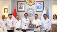 Purbalingga meraih kuota 200 peserta program SMK Go Global dari KP2MI untuk menyiapkan tenaga kerja vokasi terampil di pasar kerja internasional. Purbalingga meraih kuota 200 peserta program SMK Go Global dari KP2MI untuk menyiapkan tenaga kerja vokasi terampil di pasar kerja internasional.