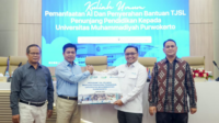 Pelindo menyelenggarakan kuliah umum kecerdasan buatan dan menyerahkan bantuan bus di Universitas Muhammadiyah Purwokerto untuk meningkatkan kompetensi mahasiswa.