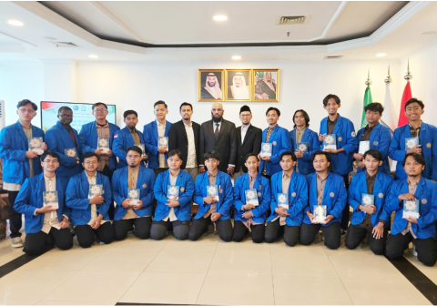 Sebanyak 32 mahasiswa PBA UMP menggelar KKL di LIPIA Jakarta untuk mendalami bahasa Arab langsung dari penutur asli dan melihat fasilitas kampus.